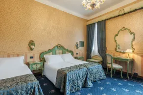 Hotel Montecarlo - Room