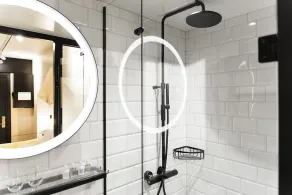 Hotel With Urban Deli - Chambre