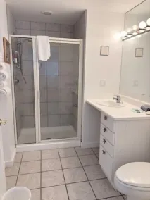 New Buffalo Inn - Badezimmer