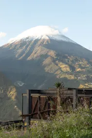 Deluxe volcán Primeras suites colgantes del mundo - Room