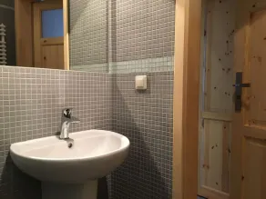 Arcus Premium Hostel - Bathroom
