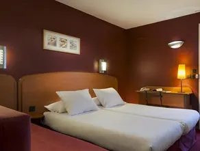 Sky Hotel Goussainville Charles de Gaulle - ex Comfort Hotel - Room
