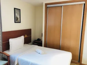 Golden Park Hotel - Room