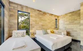 'Tyalla Lodge' Unique Luxe Design in the Mountains - Rum