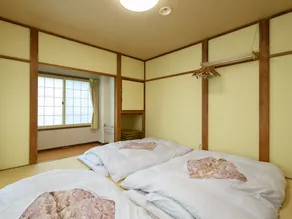 Tabataya - Camera