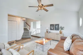 Stylish Orem Retreat w/ Deck, Near BYU & Uvu! - Innvendig