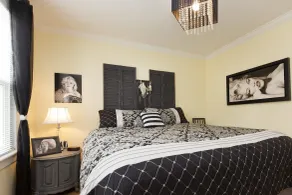 Charles Street Vacation Home - Room