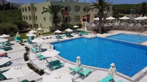 Vardis Olive Garden - Piscine