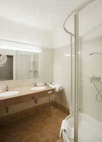 Hotel Pension Suzanne - Badezimmer