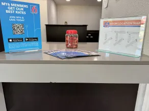 Motel 6-Bradenton, FL - Hall