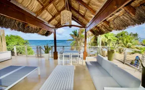 SEA SPLASH SELF CATERING And La Petite Maison - View from room