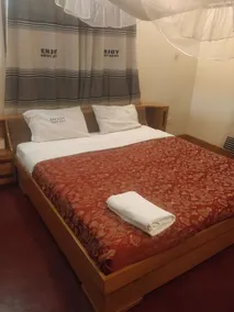 Enjoy Guest Hotel - Chambre