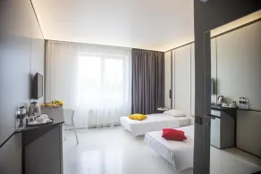 Sunday Hotel - Room