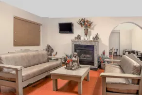 Super 8 by Wyndham Taos - Hall