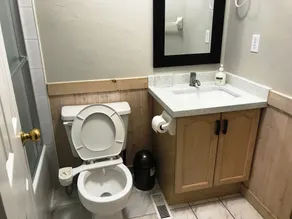 Guardian Cottage - Bathroom