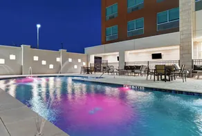 Holiday Inn Express & Suites Memorial – CityCentre by IHG - Pool