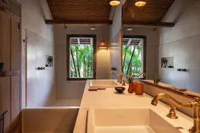 Na Praça Hotel - Bathroom