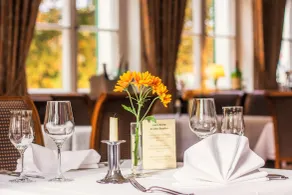 Das Schloss Burgellern - Genuss und Geschichte seit 1726 - Restaurant