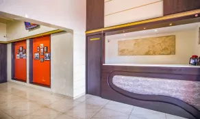Hotel 24 Seven - Reception
