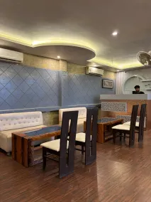 Sara Residency - Restaurant