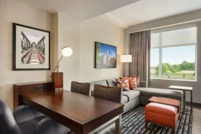 Embassy Suites by Hilton Noblesville Indianapolis Convention Center - Værelse