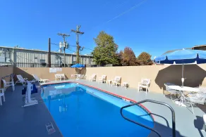 Americas Best Value Inn - Brookhaven - Pool