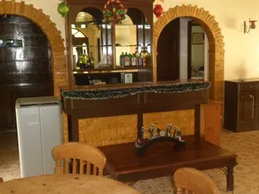 Kim Beatriz Compound - Recepción