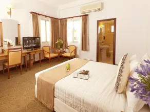 Liberty Hotel Saigon Parkview - Chambre