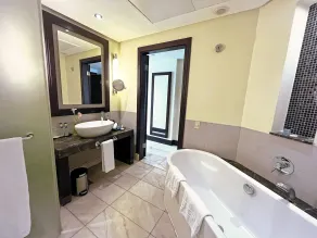 Sofitel Al Khobar The Corniche - Bathroom