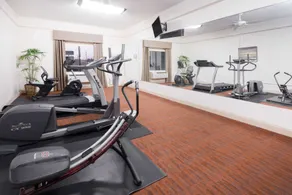 Baymont by Wyndham Savannah/Garden City - Salle de remise en forme