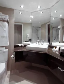 Hotel Manoir Victoria - Salle de bain