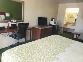 Days Inn by Wyndham Westley - Chambre