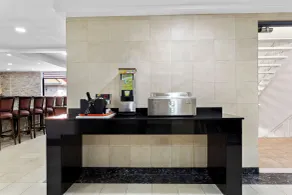 SureStay Plus by Best Western Windsor - Restaurant