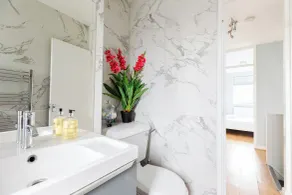 Bright 3-Bedroom Flat Parking 4KTV & Balcony - Bad