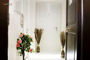 Sweet House - Interior entrance