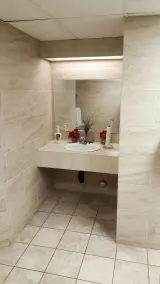 Home Away Inn - Badezimmer