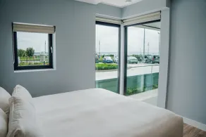 Shoreline Apartments - Chambre