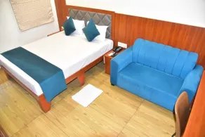 HOTEL VEDIKA  - Zimmer