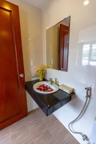 Canary Nha Trang Hotel - Salle de bain