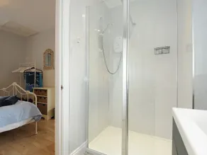 Tarka View - Bathroom