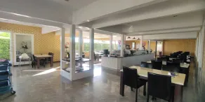 Napheera Royal Tel        - Restaurant