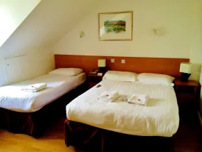 St. Judes Lodge B&B - Room