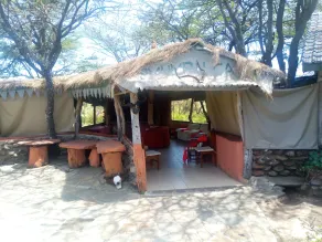 Nyumbu Camp - Resepsjon