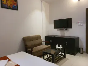 Hotel Pinaki Inn - Room