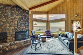 Private Dock & Gull Lake Access! Spacious Retreat - Interiør