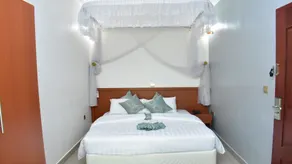Lebanon Hotel - Room