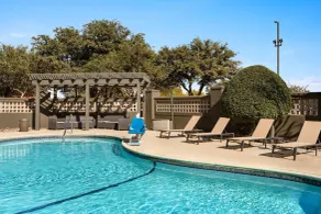 La Quinta by Wyndham Dallas Arlington South - Piscine