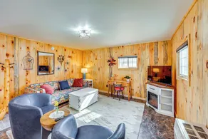 Boat, Fish & Hike: Cozy Getaway in Twin Lake! - Interiör