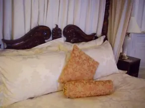 The Pack Horse Inn - Room