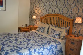 Coed-y-Fron - Room